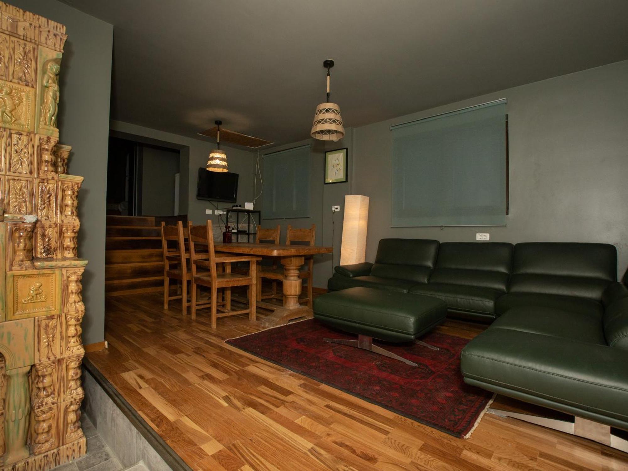 Maison De L'Amour Brebu Nou Luaran gambar