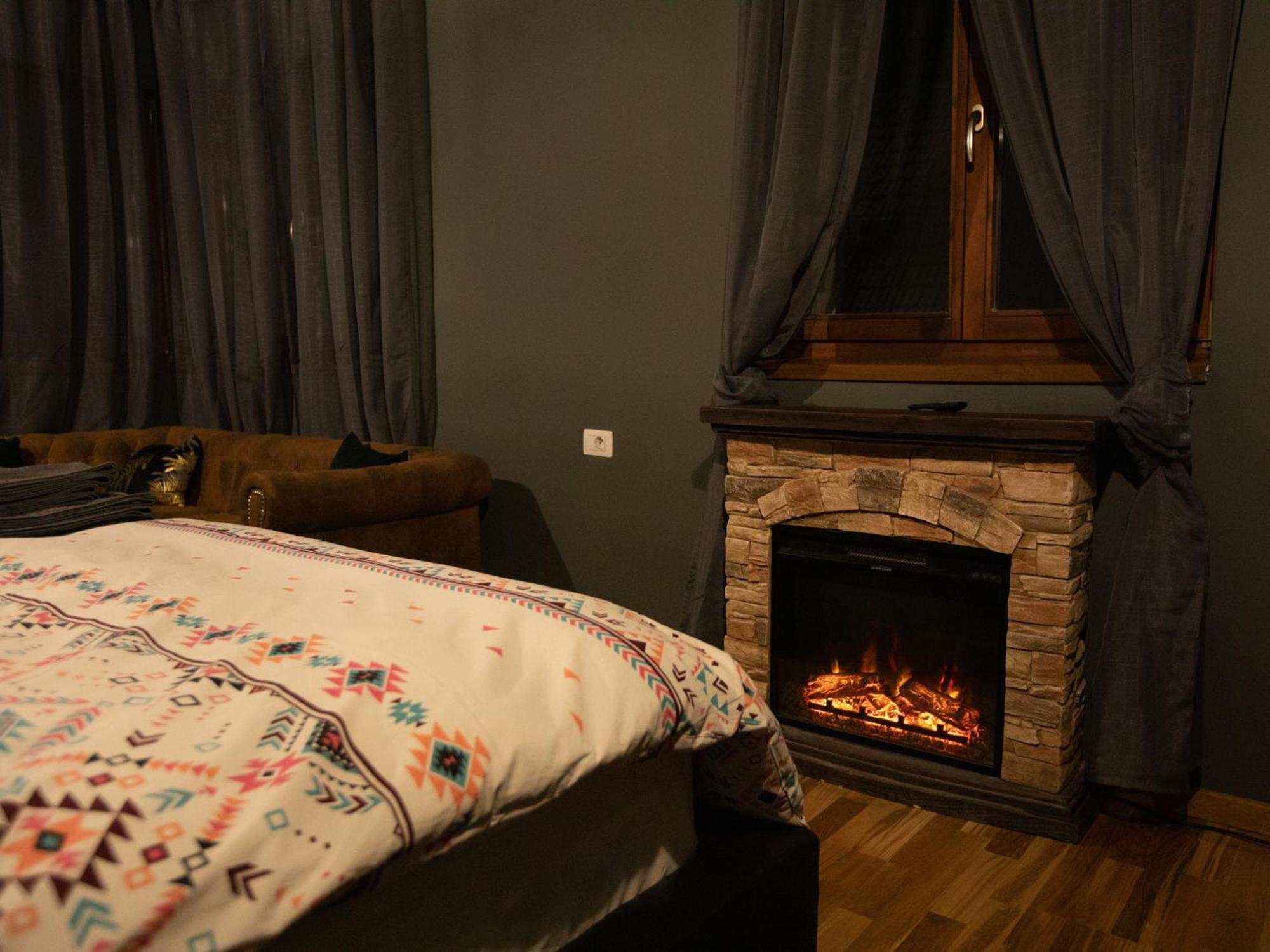Maison De L'Amour Brebu Nou Luaran gambar